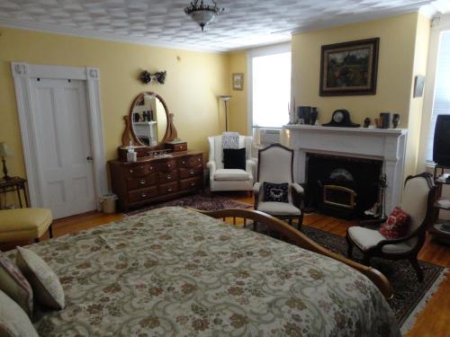 Superior King Room