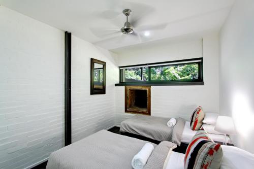 Luxury Three-Bedroom Apartment - Butter Factory Warehouse #6 image 3