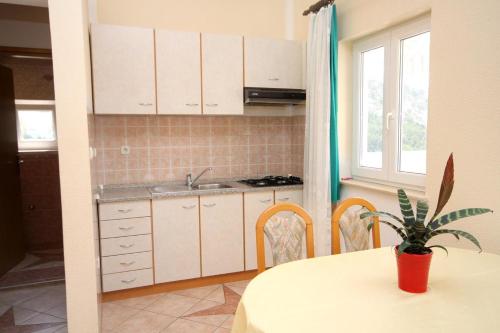 ห้องครัว, Apartments with parking space Metajna, Pag - 208 in เมตาย์นา