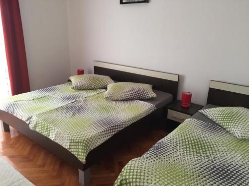 Apartments by the sea Stara Novalja Pag - 234 - image 8