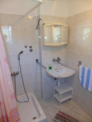 Apartments and rooms by the sea Zuljana Peljesac - 256 - image 6