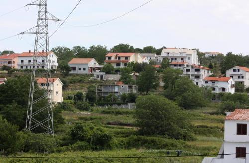 Apartments with a parking space Lopar Rab - 5019 - image 2