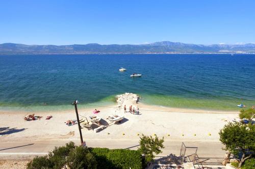 Apartments and rooms by the sea Slatine Ciovo - 1139 - image 3