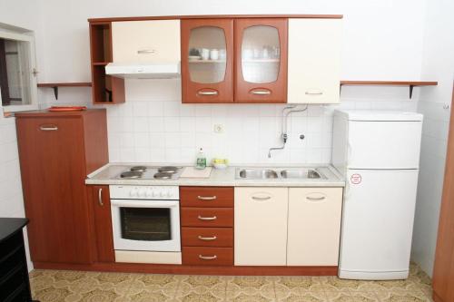Studio with Terrace and Sea View room in Apartments by the sea Bilo Primosten - 4168