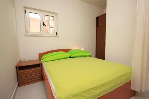 One-Bedroom Apartment with Terrace and Sea View image 2