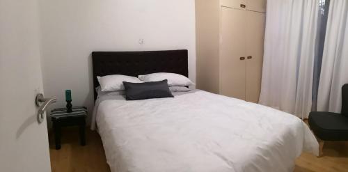 TwinnPalms Accommodation Room Type - Double Room with Shared Bathroom