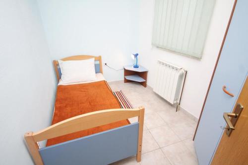 Apartments and rooms with parking space Marina Trogir - 5953 - image 4