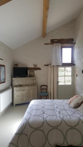 La Foret Room Type - King Room - Disability Access