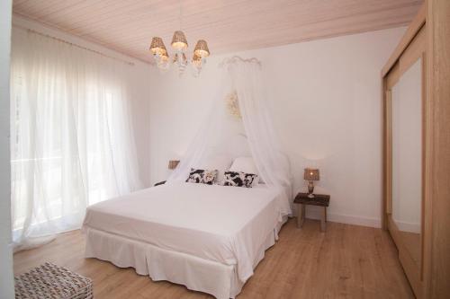 Es Cel de Begur Hotel - image 7