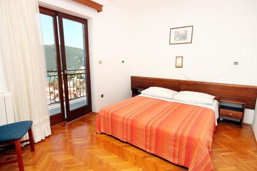 Apartments with a parking space Rabac Labin - 3011 - image 5