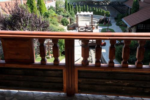 Hotel Centar Balasevic - image 10