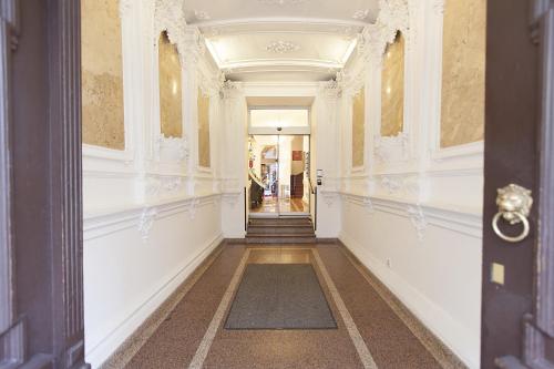 Hotel Atos - image 2