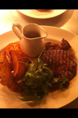 The Village Inn - image 5