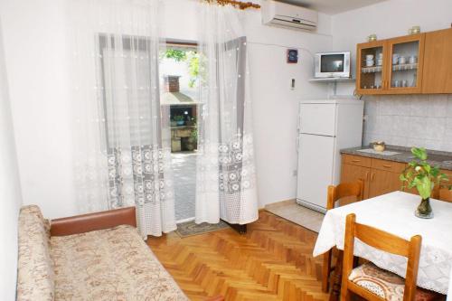 Apartments with a parking space Metajna Pag - 4116 - image 9