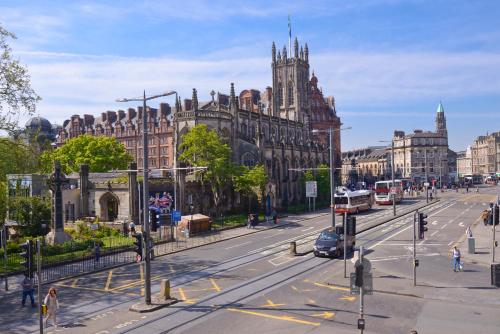 Destiny Scotland Charlotte Square Apartments - main image