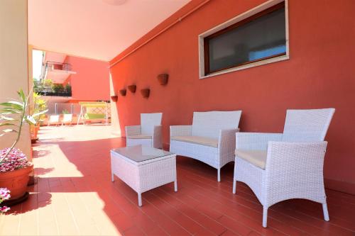 La Terrazza Parco Lauro Apartment - image 6