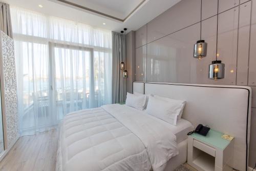 Demi Hotel - image 5