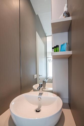 Double or Twin Room with Balcony image 9