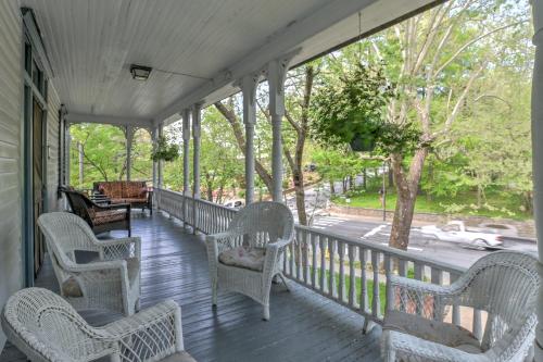 1898韋弗利酒店 (1898 Waverly Inn) in 亨德森維爾(NC)