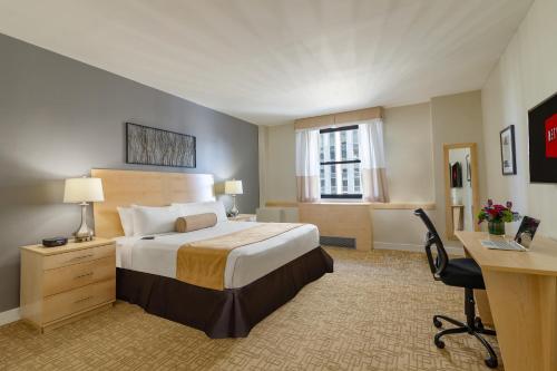 Hotel Pennsylvania In New York Ny Room Deals Photos