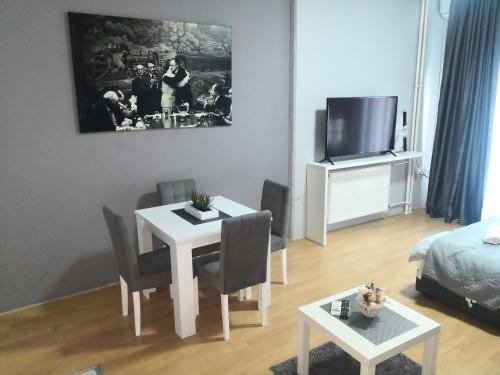 Godfather Luxory Living Apartment - main image
