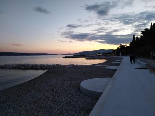 plaža, Studio Apartment Sabljic in Kaštel Lukšič