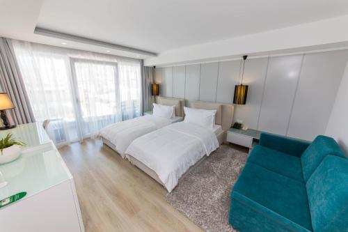 Demi Hotel - image 7