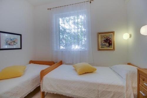 Apartments by the sea Artatore Losinj - 17288 - image 4