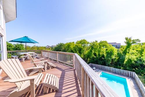 Keepsake - Corolla, Whalehead, 435 Yds to Beach, Pool w/Kiddie Pool, Hot Tub, Pets OK, Flex Stays in 北卡羅來納州科羅拉