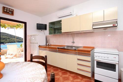 Apartments by the sea Tri Zala Korcula - 558 - image 13