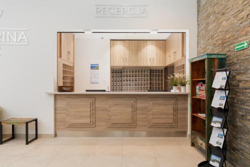 Empfangshalle, Aquamarina Onyx Marina Invest in Miedzyzdroje