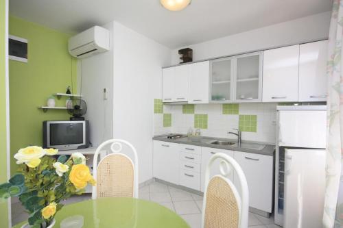 Apartments by the sea Puntinak Brac - 718 - image 5