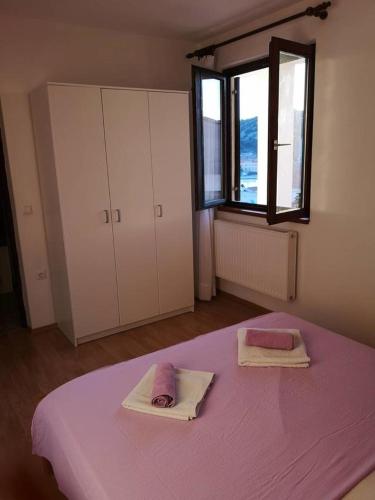Apartments by the sea Tisno Murter - 812 - image 12