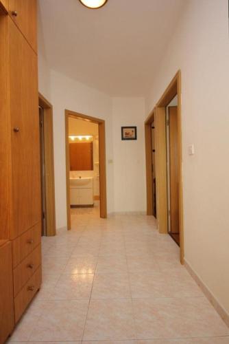 Apartments by the sea Vis - 2470