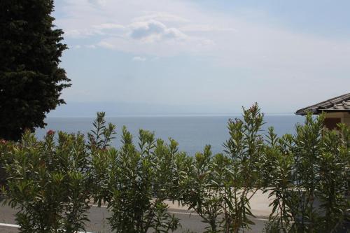 Apartments with a parking space Moscenicka Draga Opatija - 7766 - image 2