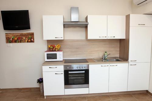 Cozy One Bedroom Apartment MAK