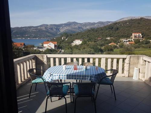  Apartments by the sea Cove Vrbovica bay - Vrbovica (Korcula) - 12057 in Korčula