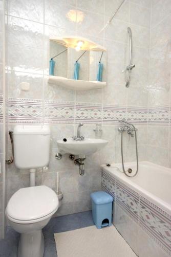 Apartments and rooms by the sea Zivogosce - Porat Makarska - 2733 - image 5