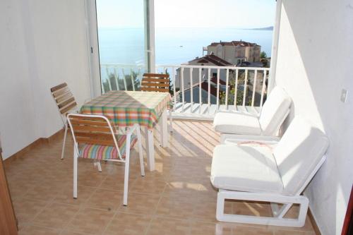  Apartments by the sea Nemira (Omis) - 2828 in Tice