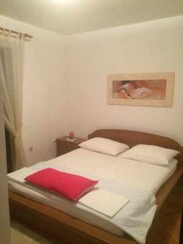 Apartments with a parking space Sveti Filip i Jakov Biograd - 4299 - image 2