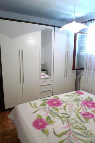 Apartments by the sea Tri Zala Korcula - 4432 - image 2