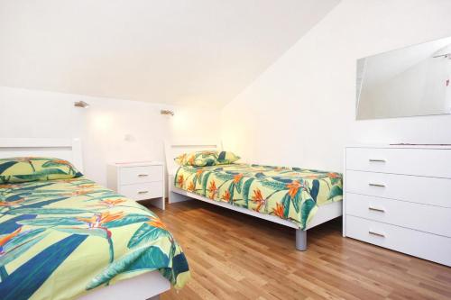 Apartments by the sea Cove Vrbovica bay - Vrbovica (Korcula) - 4452 - image 5