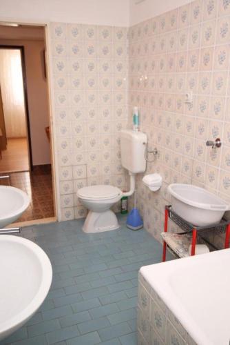 Apartments with a parking space Nemira Omis - 4652 - image 3