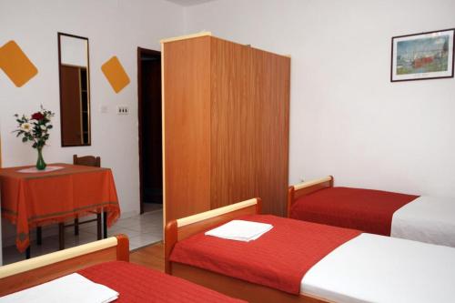 Apartments with a parking space Nemira Omis - 4652 - image 10