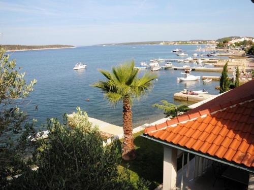 ทัศนียภาพ, Apartments by the sea Barbat, Rab - 4975 in บาร์บัต