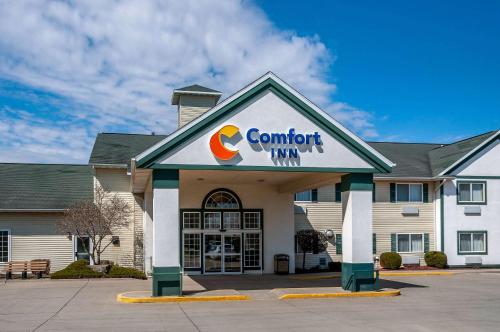 Comfort Inn Dyersville Near the Field of Dreams