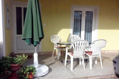 Apartments with a parking space Vodice - 5237