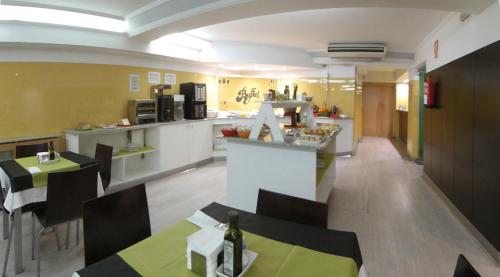 Ételek és italok, Nest Style Santiago in Santiago De Compostela