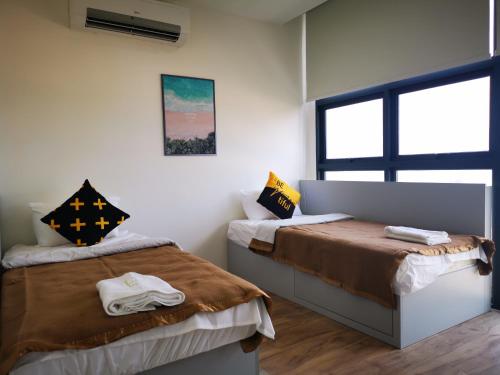 

HYVE Suite, Cyberjaya by HostAssist
