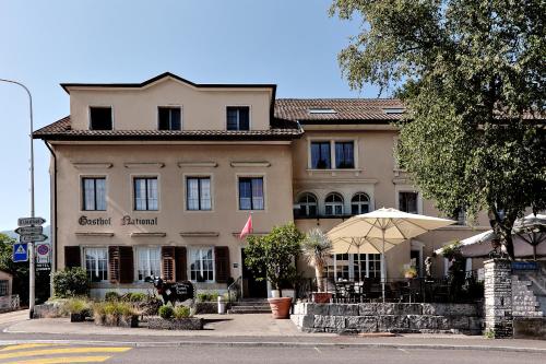 Ieeja, Gasthof National in Langendorf